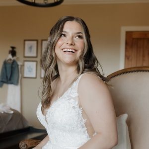 Meet your Posher, Brittney